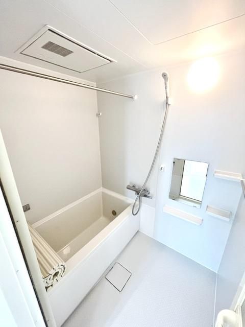 【バス】　浴室暖房換気乾燥機付き！